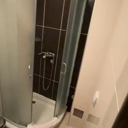 U Kraljevim Cardacima , Car 27 I 6-13 *