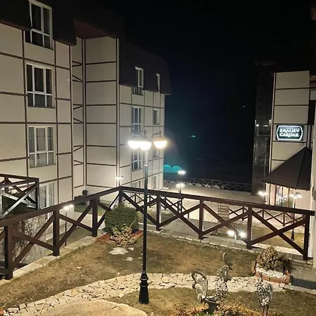 U Kraljevim Cardacima , Car 27 I 6-13 Daire Kopaonik