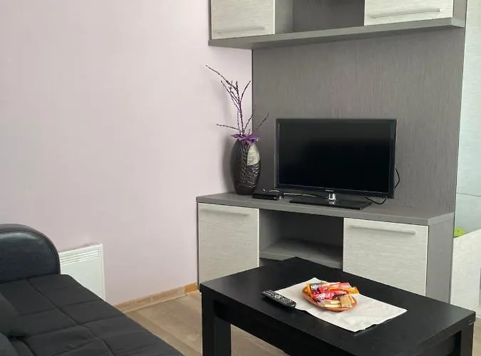 U Kraljevim Cardacima , Car 27 I 6-13 Lägenhet Kopaonik